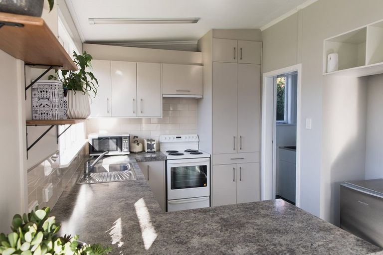 Photo of property in 3 Parera Grove, Heretaunga, Upper Hutt, 5018