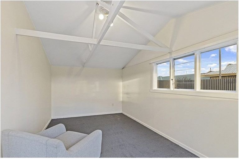 Photo of property in 31 Woodgrove Avenue, North New Brighton, Christchurch, 8083