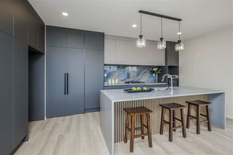 Photo of property in 4 Bendridge Street, Flat Bush, Auckland, 2019