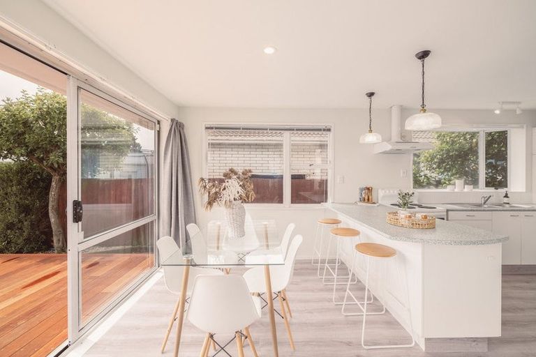 Photo of property in 19 Kawau Crescent, Bromley, Christchurch, 8062