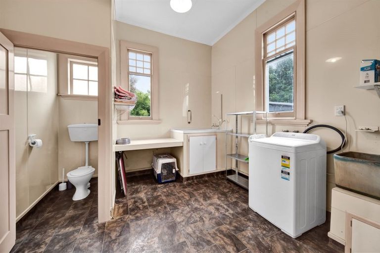 Photo of property in 3 Cameron Street, Hawera, 4610