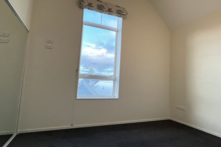 Photo of property in 12-16 Pirie Street, Palmerston North, 4410
