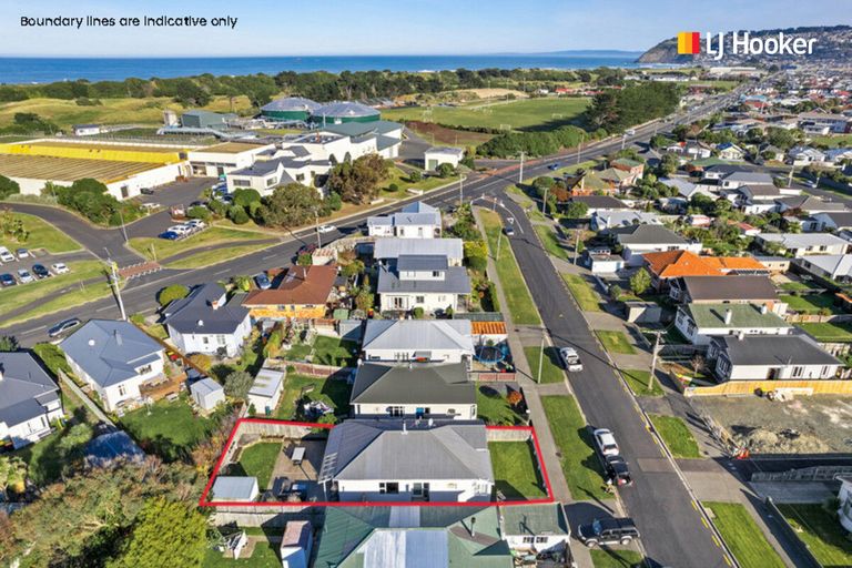 Photo of property in 9 Crest Street, Tainui, Dunedin, 9013