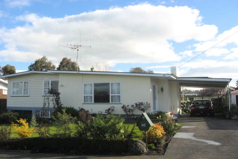 Photo of property in 96 Alexandra Street, Marton, 4710