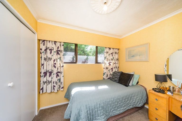 Photo of property in 1 Nuku Street, Tangimoana, 4822