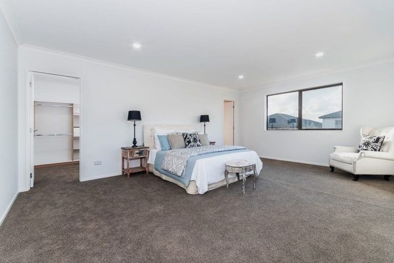 Photo of property in 42 Tinaku Road, Flat Bush, Auckland, 2019