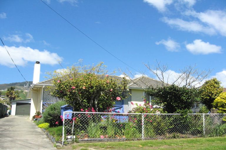 Photo of property in 31 Neale Avenue, Stoke, Nelson, 7011