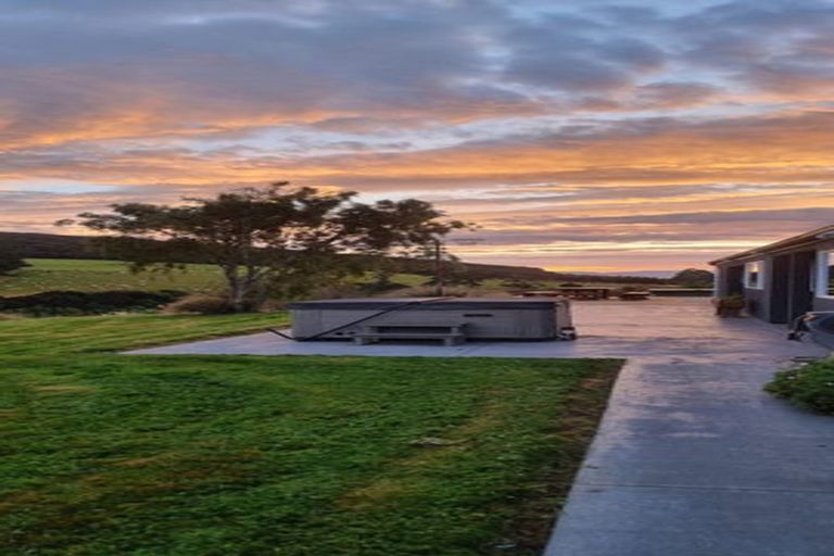 Photo of property in 274 Munro Road, Berwick, Outram, 9073