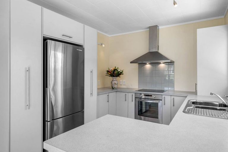 Photo of property in 25 Kinloch Road, Kinloch, Taupo, 3377