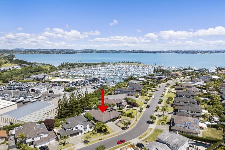 Photo of property in 105 Pine Harbour Parade, Beachlands, Auckland, 2018