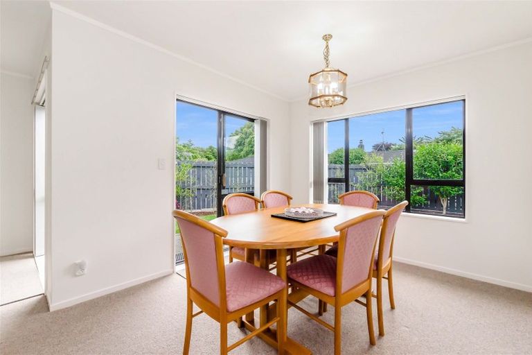 Photo of property in 35 Ngaio Road, Waikanae, 5036