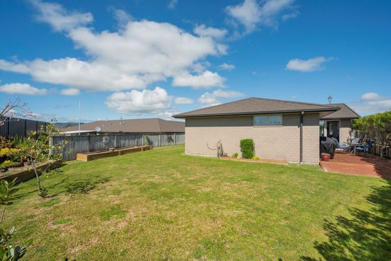 Photo of property in Waterview Estate, 87/4 Greystone Place, Omokoroa, 3114