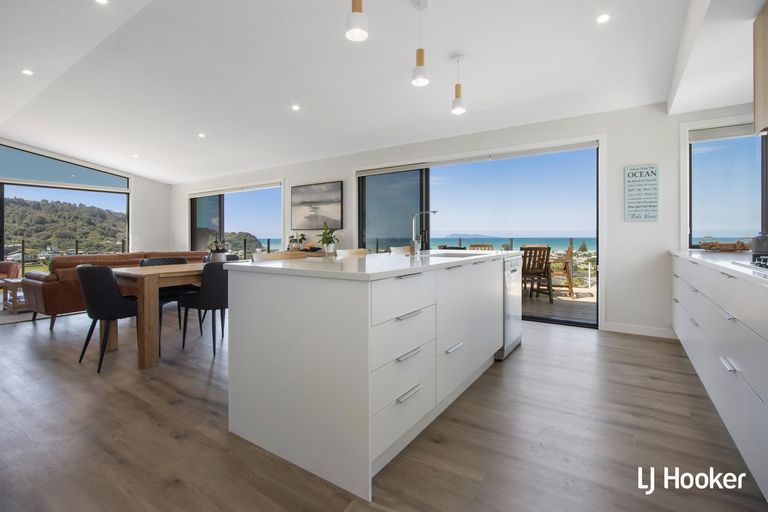 Photo of property in 34 Tohora View, Waihi Beach, 3611