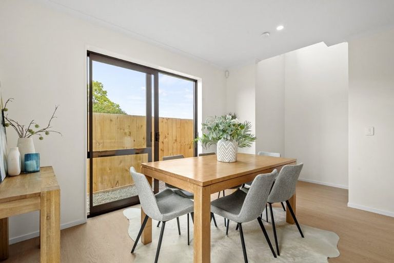 Photo of property in 13 Isabella Lane, Henderson, 0610