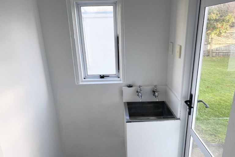 Photo of property in 81-87 Whites Line East, Waiwhetu, Lower Hutt, 5010