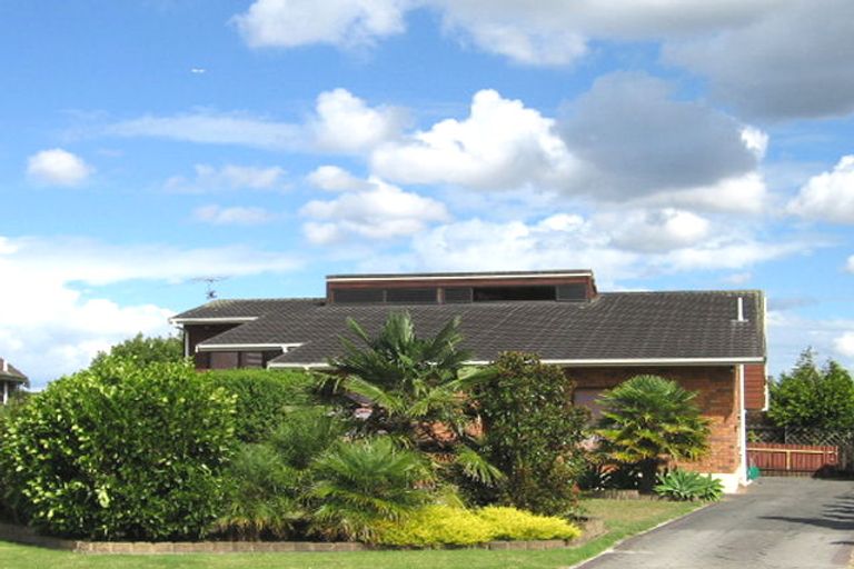 Photo of property in 147 West Harbour Drive, West Harbour, Auckland, 0618