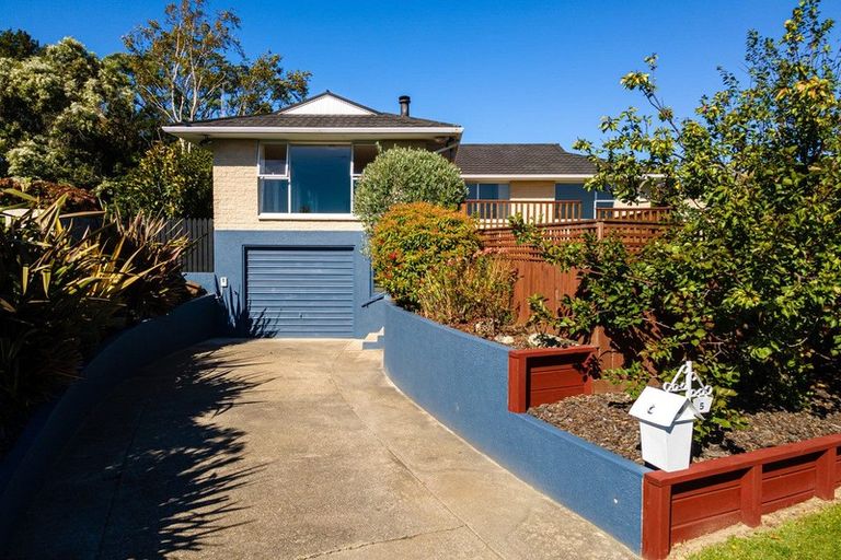 Photo of property in 5 Oakleigh Crescent, Oamaru North, Oamaru, 9400