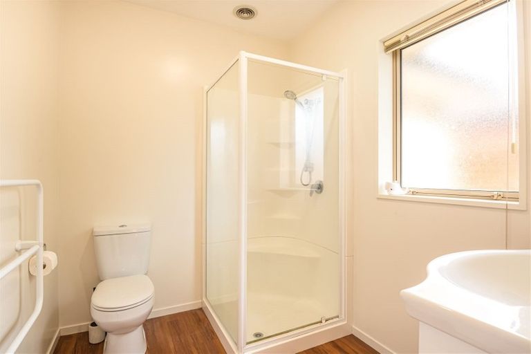 Photo of property in 1 Villi Place, Woolston, Christchurch, 8062