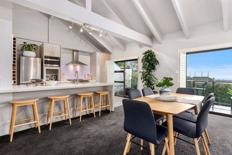 Photo of property in 2/13 Muritai Road, Milford, Auckland, 0620