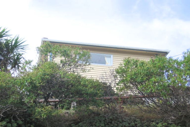 Photo of property in 7 Bowes Crescent, Strathmore Park, Wellington, 6022