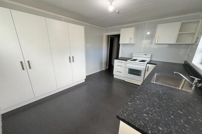 Photo of property in 30 Ada Street, Hokowhitu, Palmerston North, 4410