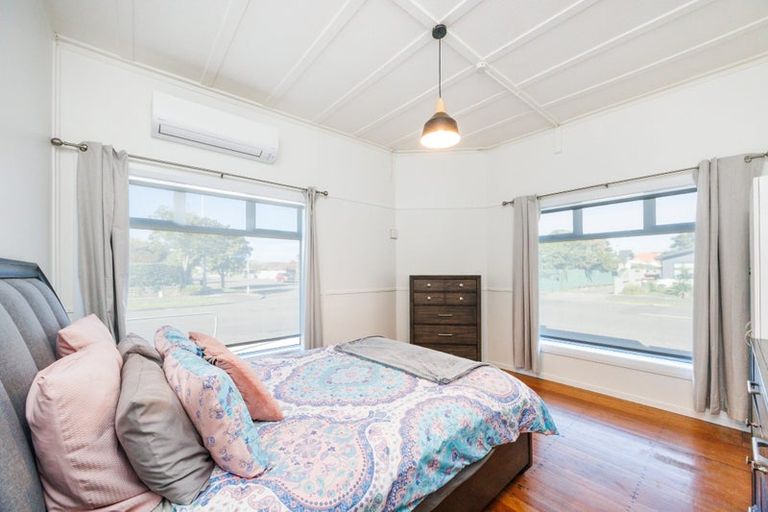 Photo of property in 3 Saint Johns Avenue, Palmerston North, 4414