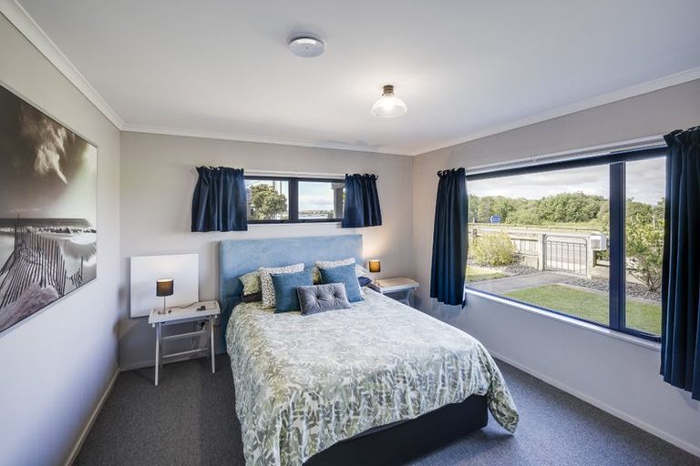 Photo of property in 69 Meeanee Quay, Westshore, Napier, 4110