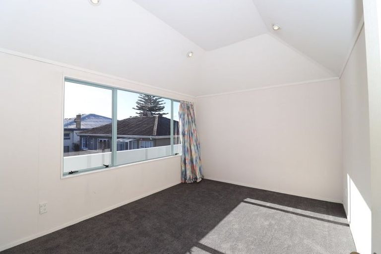 Photo of property in 1/26 The Parade, Bucklands Beach, Auckland, 2012