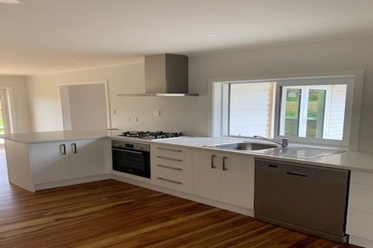 Photo of property in 73 Montgomery Crescent, Bader, Hamilton, 3206