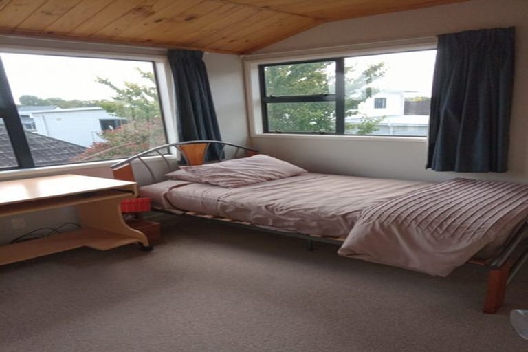 Photo of property in 5 Ashley Street, St Andrews, Hamilton, 3200