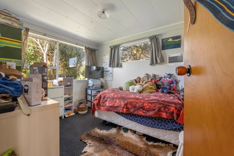 Photo of property in 3 Armstrong Avenue, Waitara, 4320