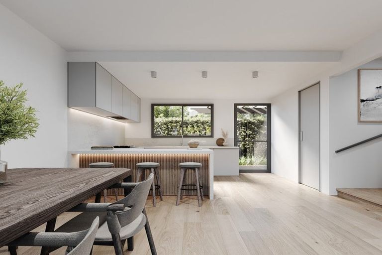 Photo of property in 8 Kohanga Road, Mangere Bridge, Auckland, 2022