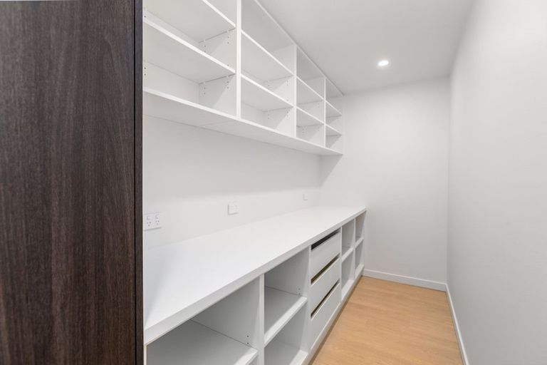 Photo of property in 28 Angus Place, Rangiora, 7400