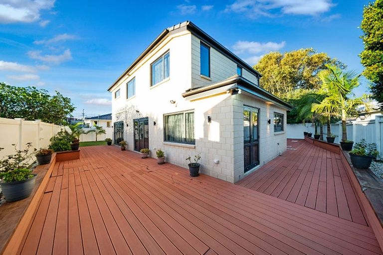 Photo of property in 31a Coniston Avenue, Te Atatu South, Auckland, 0610