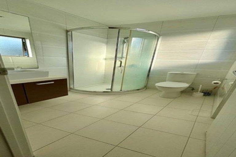 Photo of property in 18 Windfola Parkway, Takanini, 2112