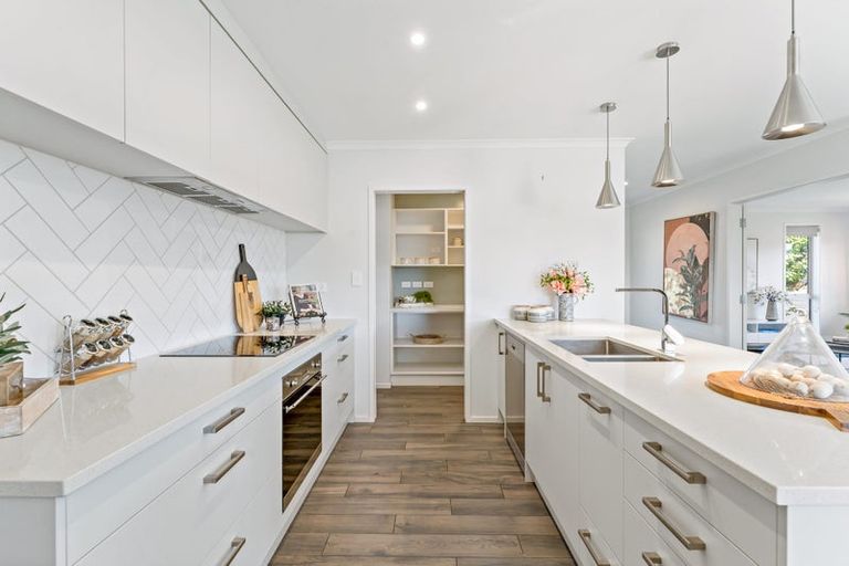 Photo of property in 8 Harriet Johnston Drive, Pokeno, 2402