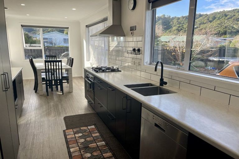 Photo of property in 3 Manutuke Street, Wainuiomata, Lower Hutt, 5014
