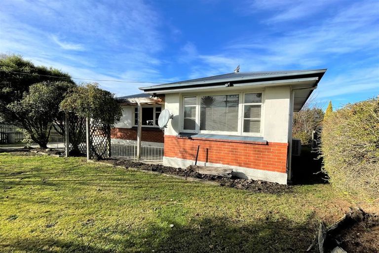 Photo of property in 261 Clyde Street, Balclutha, 9230