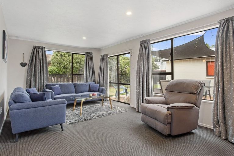 Photo of property in 257 Queenspark Drive, Parklands, Christchurch, 8083