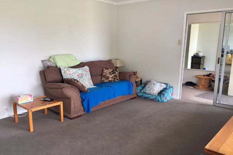 Photo of property in 1/3 Kiwi Esplanade, Mangere Bridge, Auckland, 2022