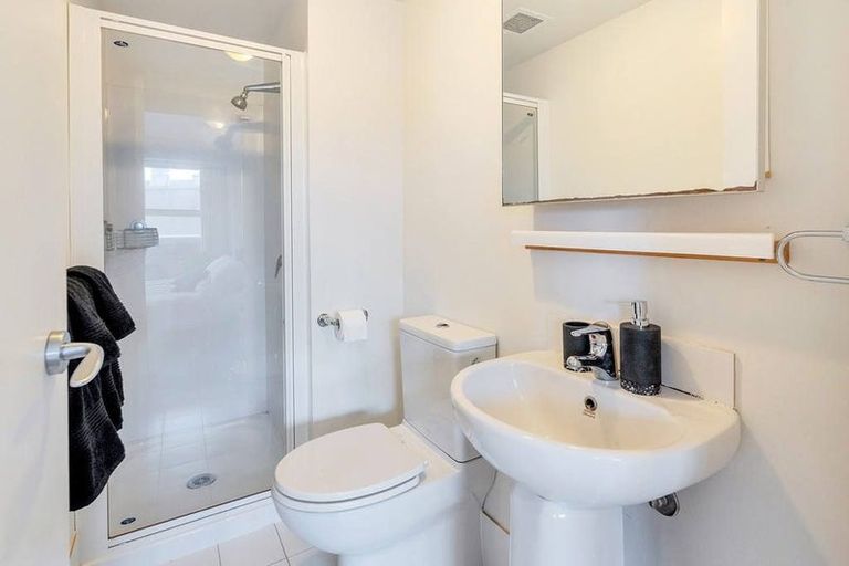 Photo of property in 24/8 Clayton Street, Newmarket, Auckland, 1023