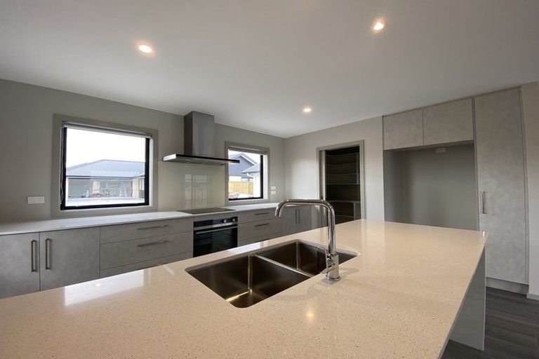 Photo of property in 10 Cotula Way, Papamoa Beach, Papamoa, 3118