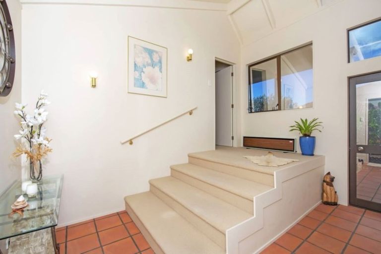 Photo of property in 14 Rogers Avenue, Eastern Beach, Auckland, 2012