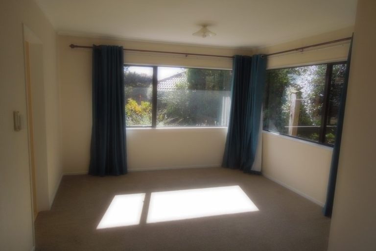 Photo of property in 11 Chiania Place, Somerville, Auckland, 2014