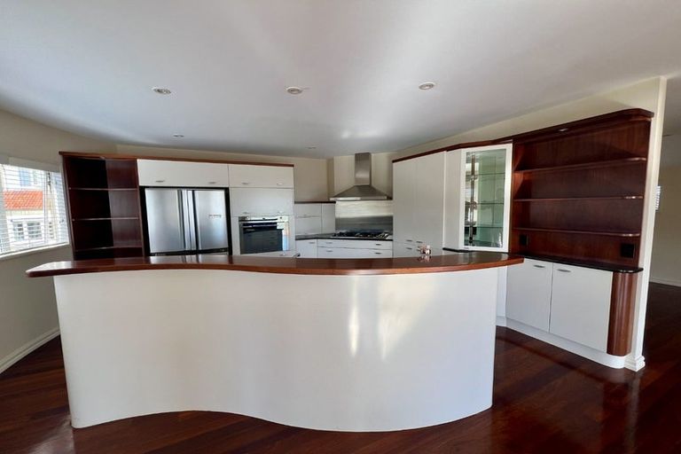 Photo of property in 2/17a William Street, Takapuna, Auckland, 0622