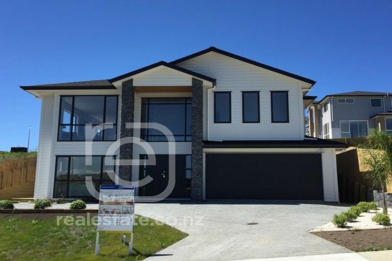 Photo of property in 6 Celestial Crescent, Orewa, 0931