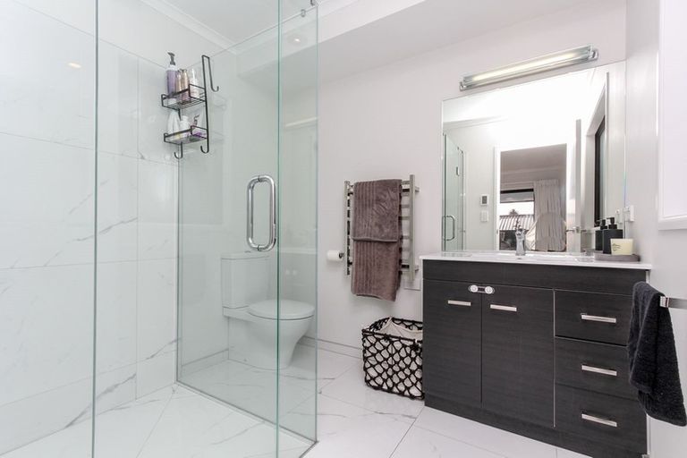 Photo of property in 36 Fernbrook Drive, Hurworth, New Plymouth, 4310