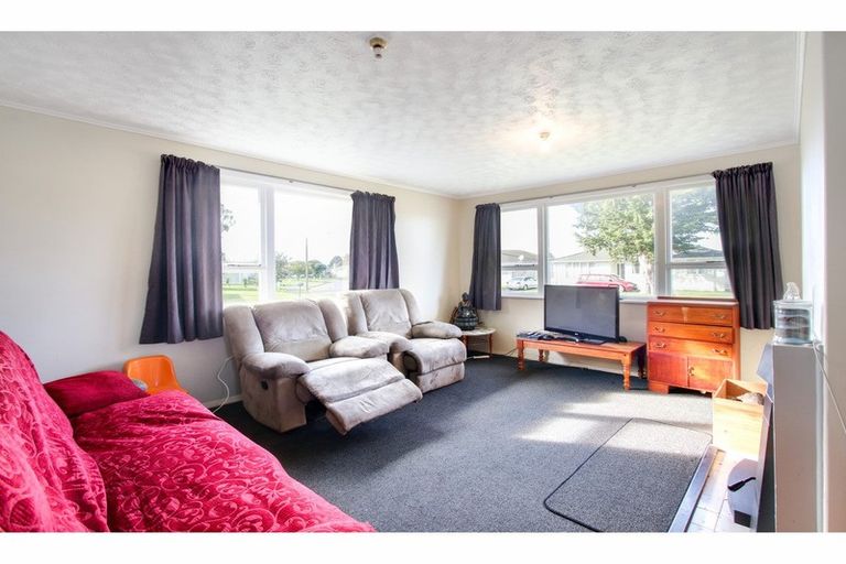 Photo of property in 31 Cottrell Crescent, Onekawa, Napier, 4110