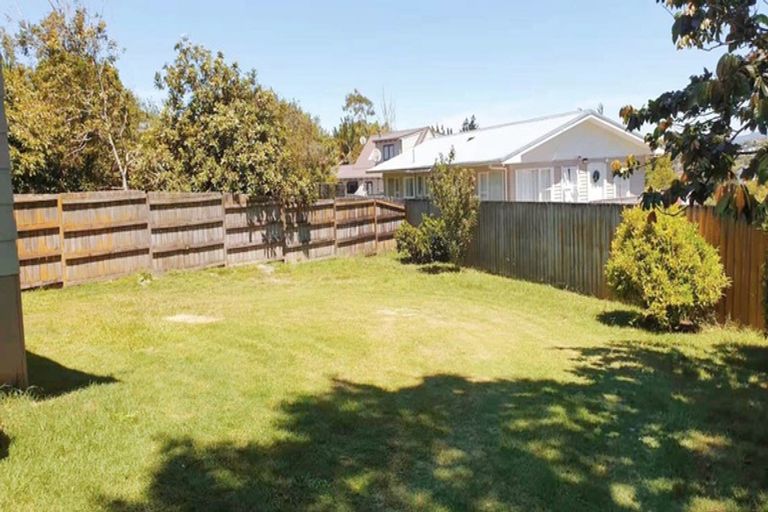 Photo of property in 2/167 Royal Road, Massey, Auckland, 0614