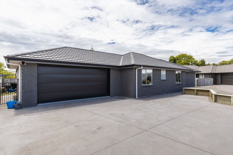Photo of property in 36 Aratapu Street, Waitara, 4320
